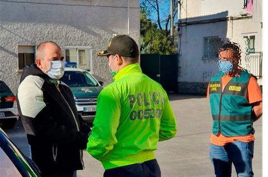 Momento de la captura de alias Pinocho. FOTO CORTESÍA MINDEFENSA
