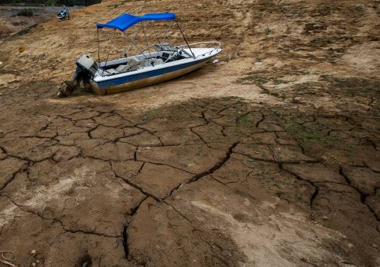 En Colombia, el impacto del fenómeno de El Niño en ecosistemas y comunidades se caracteriza por una reducción de lluvias y aumento de temperaturas, afectando principalmente las regiones Andina y Caribe. FOTO Julio César Herrera