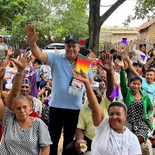 Samuel Santander Lopesierra, conocido como el “Hombre Marlboro”, es uno de los candidatos más fuertes para la Alcaldía de Maicao, La Guajira. Está vinculado a la investigación contra Nicolás Petro. FOTO<b><span class="mln_uppercase_mln"> cortesía</span></b>