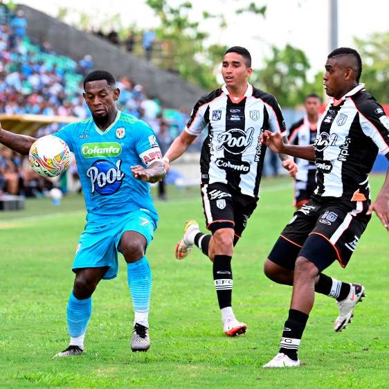 Pablo Rojas abrió el marcador en el estadio de Jaraguay, y la victoria la concretó Nelino Tapia. FOTO dimayor
