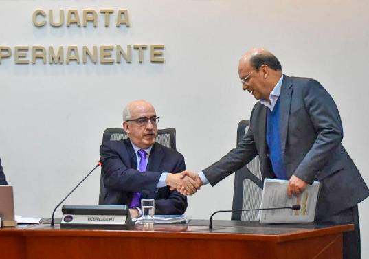 Leonardo Villar deberá explicar ante el Congreso las razones del aumento de la tasa de interés al 11,25%. FOTO COLPRENSA
