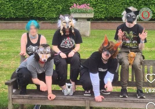 La tendencia de los jóvenes therians está tomando fuerza en países como Argentina. Comenzaron en redes sociales y ahora demuestran comportamientos en público. FOTO: TOMADA DE REDES SOCIALES.