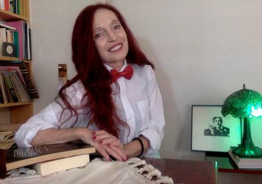 Susana Bercovich es psicoanalista, performer y escritora. En 2023 publicó el libro <i>Divan paisaje adentro. </i>Cortesía.