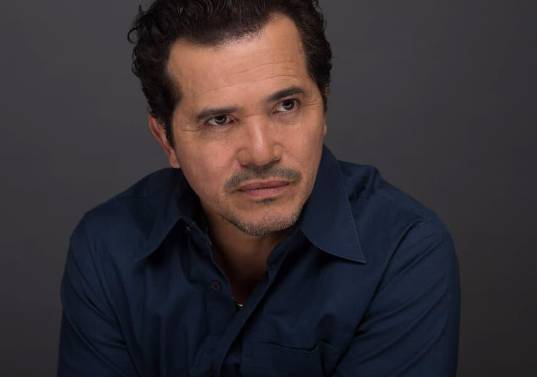 John Leguízamo será homenajeado por su trayectoria durante la sexta edición de la Celebración del Cine y la Televisión de los Premios de la Crítica de Hollywood. FOTO: Colprensa. 