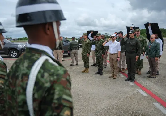 El presidente Abelardo De La Espriella anunció desde Quibdó un “Plan Marshall” para acelerar la atención y reconstrucción del Chocó tras la emergencia. FOTO PRESIDENCIA