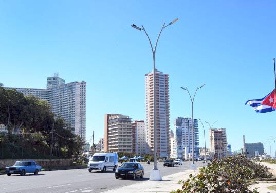 A Cuba solo le quedan entre 15 y 20 días de reservas de petróleo, según reveló el <i>Financial Times. FOTO:</i> Xinhua/Joaquín Hernández