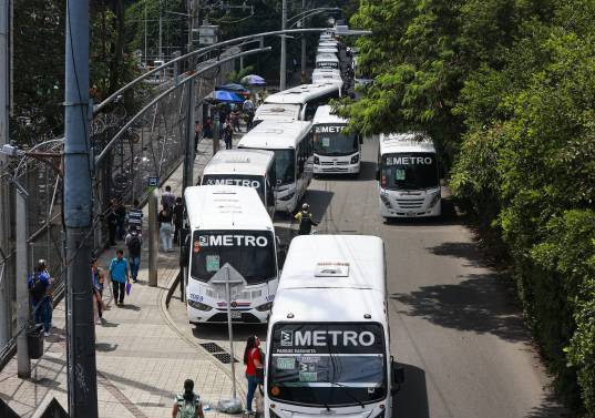 El auxilio de transporte se determinó por decreto y fue oficializado por el Gobierno Nacional. Foto: Manuel Saldarriaga Quintero.