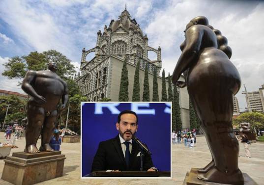 Imagen de referencia del Palacio de la Cultural Rafael Uribe Uribe y del presidente electo Abelardo De la Espriella. Foto: Manuel Saldarriaga Quintero