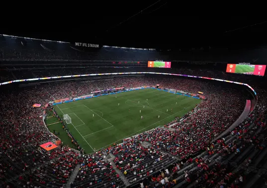 El estadio Azteca albergará el tercer Mundial de su historia: 1970, 1986 y 2026. La capital de México se prepara para recibir a la Selección Colombia en su debut ante Uzbekistán el 17 de junio. <span class="mln_uppercase_mln">FOTO</span> <b><span class="mln_uppercase_mln">GETTY</span></b> 
