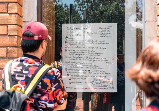 La exposición <i>Cartas a quien me mira </i>estará en el Museo de Antioquia hasta el 10 de agosto. Foto cortesía Museo de Antioquia. 