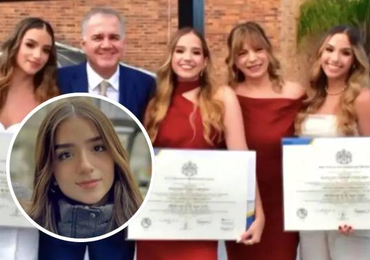 Con la cabeza sobresaliendo entre los escombros del edificio destruido en Cali, Ana María Saavedra gritó hasta ser escuchada. Ese llamado desesperado la convirtió en la única sobreviviente de su familia. FOTO: Captura de video de redes sociales y cortesía
