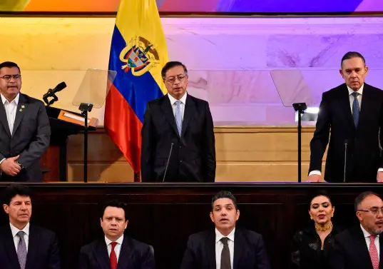 Al inicio de su Gobierno, el presidente Gustavo Petro tuvo mayorías en el Congreso de la República por el apoyo de partidos como el Liberal, Conservador y de La U. FOTO COLPRENSA