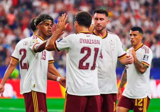 El futbolista vasco Mikel Oyarzabal anotó el primer gol del equipo ibérico en la semifinal del Mundial. Foto: tomada del x de la Selección de España 