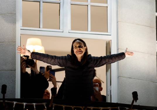 María Corina Machado reaparece en Oslo, Noruega, tras meses de clandestinidad y exilio. FOTO: AFP