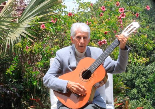 Héctor Ochoa fue uno de los grandes compositores del país. FOTO Esneyder Gutiérrez