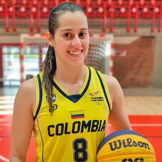 Yuliany lidera el sueño mundial de Colombia