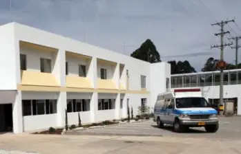 La clínica advirtió que el incumplimiento reiterado afecta de manera directa su estabilidad financiera. FOTO: Humberto Arango Gómez