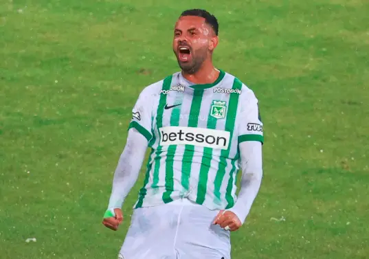 Nacional goleó 3-0 al Pasto en el Atanasio y Edwin Cardona fue la gran figura. FOTO MANUEL SALDARRIAGA