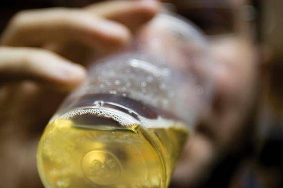 Diferentes estudios también han mostrado por qué el consumo de alcohol aumenta el riesgo de padecer cáncer. FOTO ARCHIVO