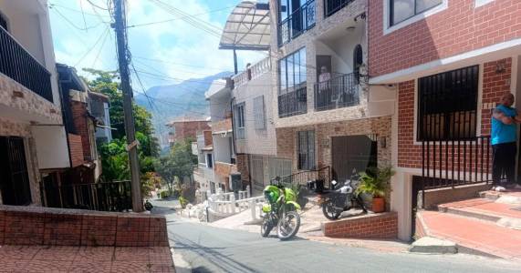 Por asfixia y a balazos: dos hombres fueron asesinados en Bello