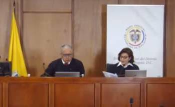 De izquierda a derecha; magistrados, Alexandra Ossa , Manuel Antonio Merchán y María Leonor Oviedo. esta última fue quien manifestó estar en desacuerdo con sus compañeros con respecto a la decisión tomada sobre el Caso Uribe. FOTO: captura de video.