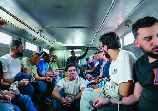 La medida no solo implica sacar de Itagüí a algunos de los principales jefes de estructuras criminales del Valle de Aburrá, también está relacionada con una determinación más amplia: el cierre del pabellón en el que permanecían concentrados estos internos de alto perfil. FOTO Inpec