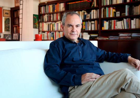 El ensayista y sacerdote Pablo d’Ors escribió Biografía del Silencio. Foto: cortesía Hay Festival-Amaya Aznar.