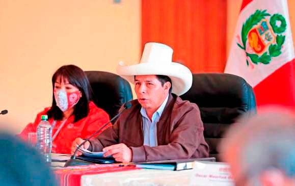 Pedro Castillo, presidente de Perú, no ha tenido ninguna semana tranquila durante su Gobierno. FOTO: TOMADA DE TWITTER @presidenciaperu