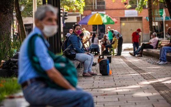 De acuerdo con el Dane, en junio por cada 5 hombres que ingresaron a la ocupación lo hicieron 6 mujeres. Foto: Carlos Velásquez