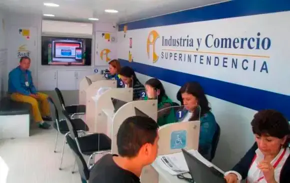 La sanción fue impuesta por incumplir la ley que establece los deberes de las instituciones en el tratamiento de datos personales. FOTO: Colprensa