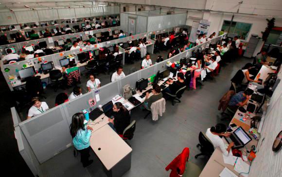 Call center, BPO y coworking son los modelos de negocio que más demandan oficinas en Medellín. FOTO MANUEL SALDARRIAGA