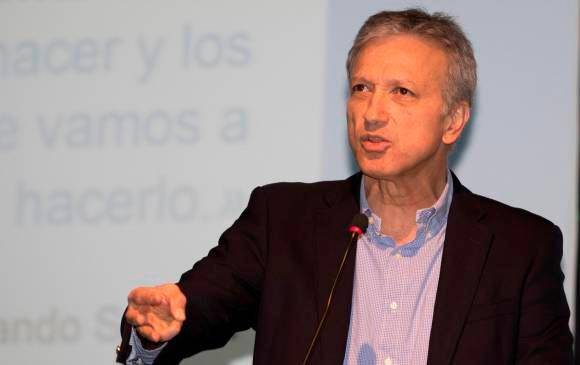 Gonzalo Pérez es el presidente de Grupo Sura, holding que busca socios estratégicos. FOTO Archivo