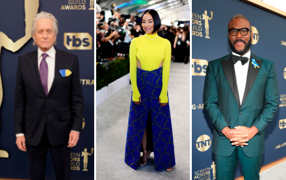 Michael Douglas, Greta Lee y Tyler Perry mostraron en sus atuendos el apoyo a Ucrania y el rechazo a la guerra.