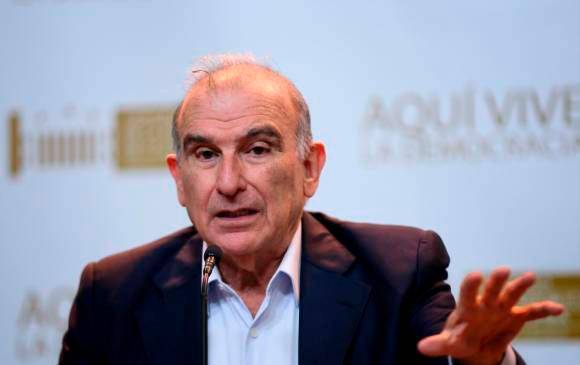 El congresista de se ha enmarcado como una voz independiente en el Congreso. Viene de ser exjefe negociador de paz y excandidato presidencial. FOTO: COLPRENSA