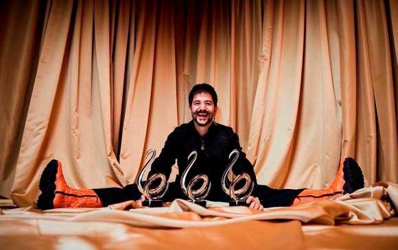 Camilo fue uno de los cantantes en ganar más premios en la celebración del 2022. FOTO: CORTESÍA