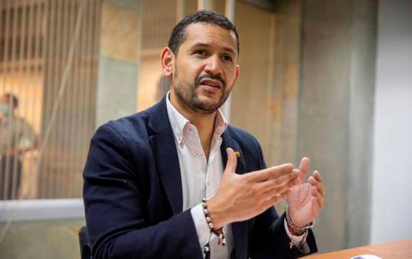 Daniel Palacios, ministro del Interior, considera que los fracasos en seguridad deberían ser una responsabilidad conjunta entre gobierno nacional y alcaldes. FOTO CARLOS VELÁSQUEZ.