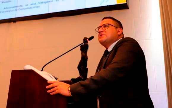 Jorge Luis Restrepo fue secretario del Concejo de Medellín en 2020, 2021 y fue reelegido para 2022, aunque hoy está apartado del cargo por decisiones judiciales. FOTO CORTESÍA
