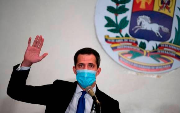 El opositor Juan Guaidó insiste que seguirá ejerciendo como presidente interino de Venezuela por un año más. En enero de 2019 prometió la transición en el poder, pero no lo ha logrado. FOTO GETTY