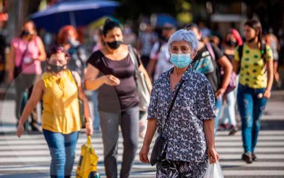 En Colombia más de 34,1 millones de personas se han vacunado con esquemas completos. Foto: Carlos Velásquez