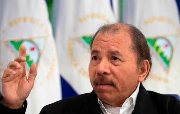 El presidente del país centroamericano criticó a los obispos de su país por no pronunciarse en el litigio. FOTO EFE