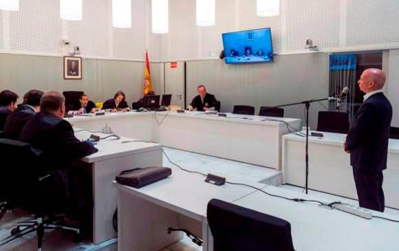 El martes pasado, ‘El Pollo’ Carvajal entregó en la Audiencia Nacional un documento con el modus operandi del envío de dinero para financiar a políticos de izquierda. Foto: Cortesía
