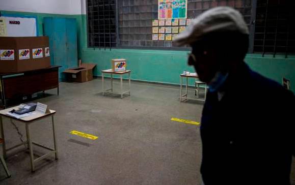 La Misión de Observación Electoral de Naciones Unidas registró varias irregularidades estructurales en las elecciones regionales y locales de Venezuela. FOTO EFE