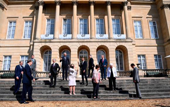 Los ministros de Finanzas del G7 posan para una fotografía en Lancaster House en Londres, Gran Bretaña. FOTO EFE