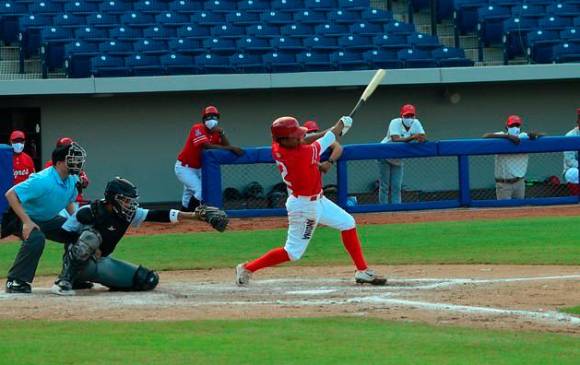 Tigres de Cartagena derrotó 6 carreras por 4 a Caimanes de Barranquilla, en el estadio Édgar Rentería de la capital del Atlántico. FOTO CORTESÍA