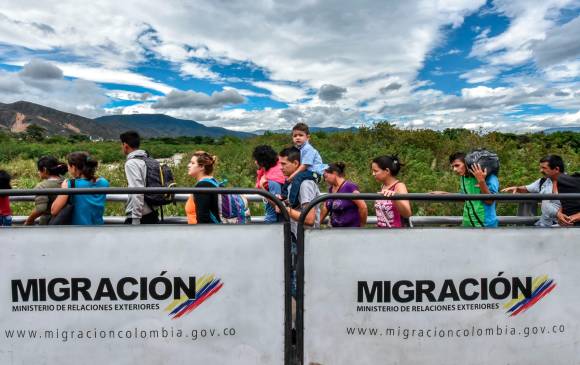 Maduro abrió la frontera para recuperar poder en el Táchira