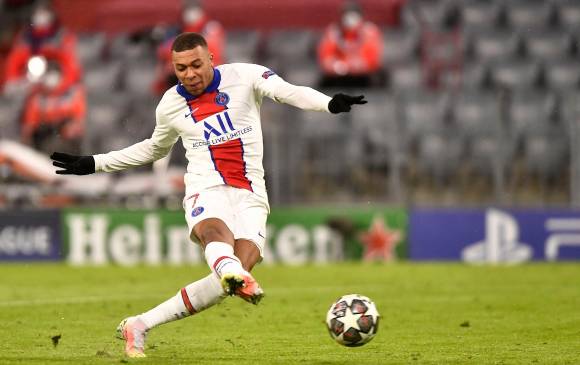 El delantero del PSG Kylian Mbappé fue una de las figuras de su club en la victoria a domicilio ante el Bayern de Munich por la Uefa Championship. FOTO EFE