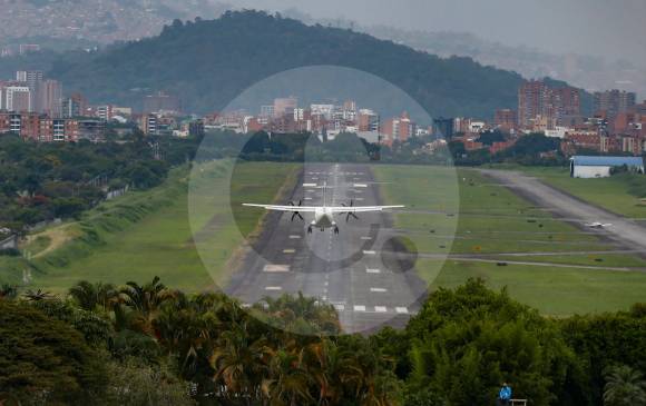 La operación del aeropuerto se canceló desde las 6:00 de la mañana. FOTO MANUEL SALDARRIAGA