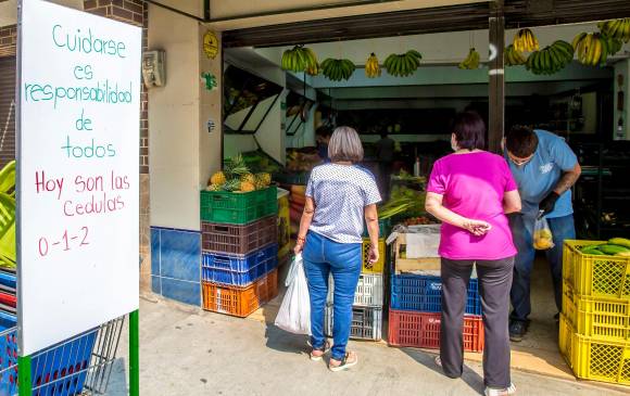 El pico y cédula en Medellín se extendió hasta el 6 de enero, se espera que se definan las restricciones para el puente de Reyes. FOTO JUAN ANTONIO SÁNCHEZ