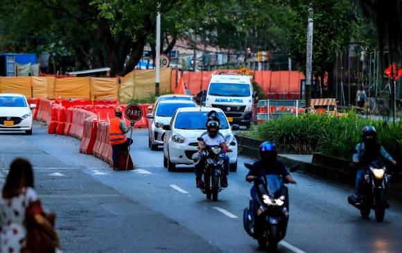Los cierres en la avenida El Poblado impactarán la movilidad en el sur del Valle de Aburrá. FOTO: JAIME PÉREZ.