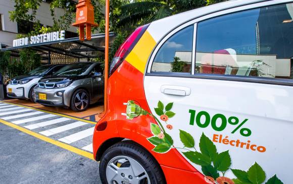 Altos precios frenan la masificación de vehículos eléctricos en Colombia